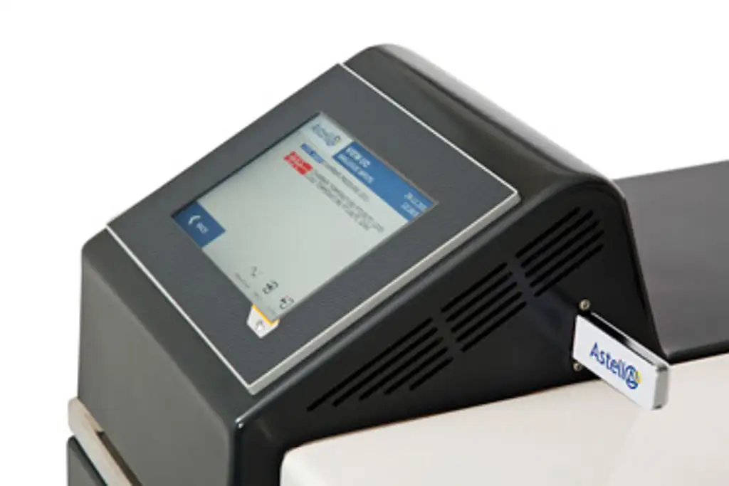 Free USB option as standard on all circular autoclaves